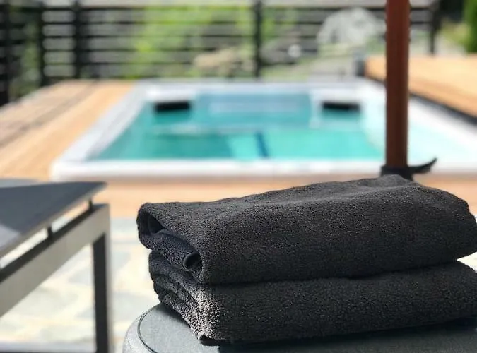 Bibis Chalet Отель